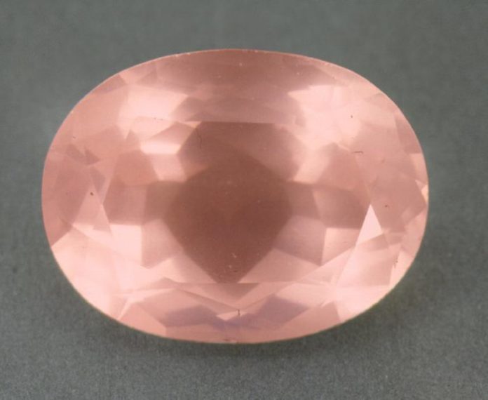 Розовый кварц камень: [фото, свойства и характеристики]